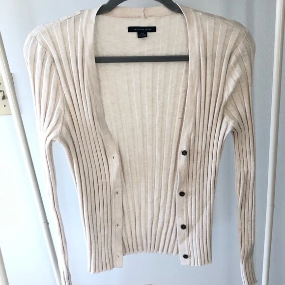 AEO button down cardigan - Picture 5 of 6